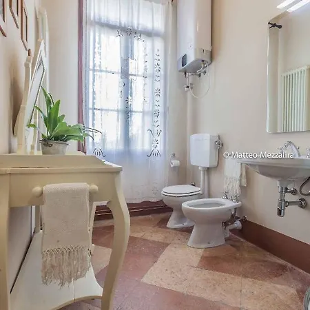 Bed and Breakfast Dal Vicere - Mezzalira 3*